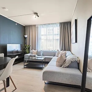 Family Friendly - Modern - Apartment